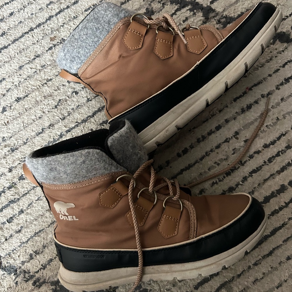 Women’s sorel boots